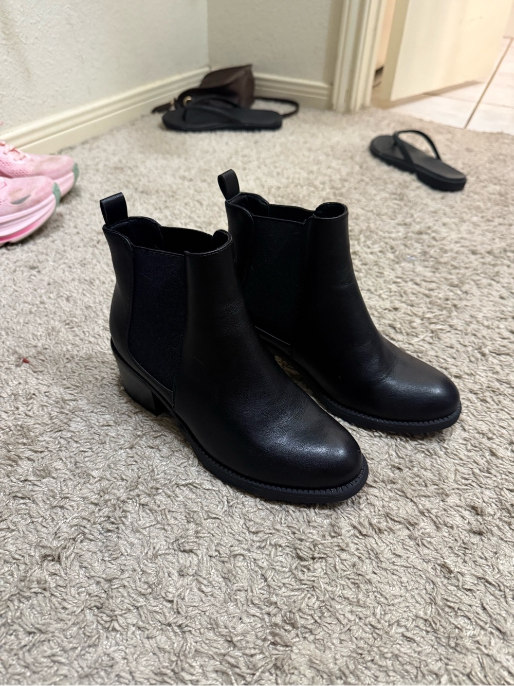 Classic Black Chelsea Boot - Women's Ankle Boot